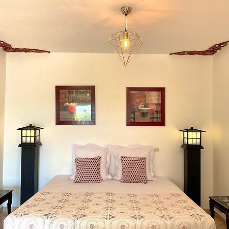 Chambres D'Hotes Les Noisetiers Digne-les-Bains Kültér fotó